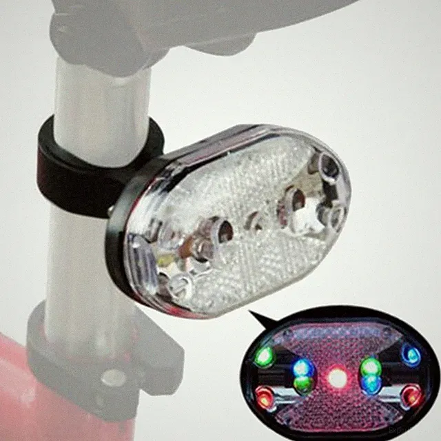 Compact Red LED Taillight for Mountain Bikes with 7.5 x 2.1 x 4.3 cm Dimensions
