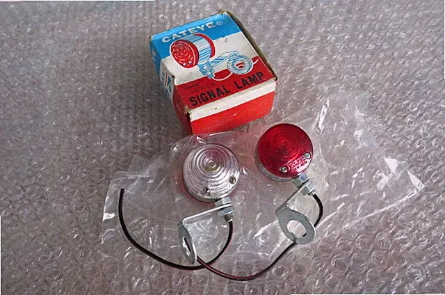 SIGNAL LIGHT CLEAR RED VINTAGE BICYCLE NOS CATEYE FIXED GEAR RALEIGH SCHWIN BSA