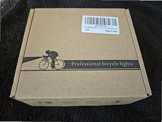 USB Rechargeable Professional Bicycle Safety Light Kit Bike Tail Light NEW W/acc
